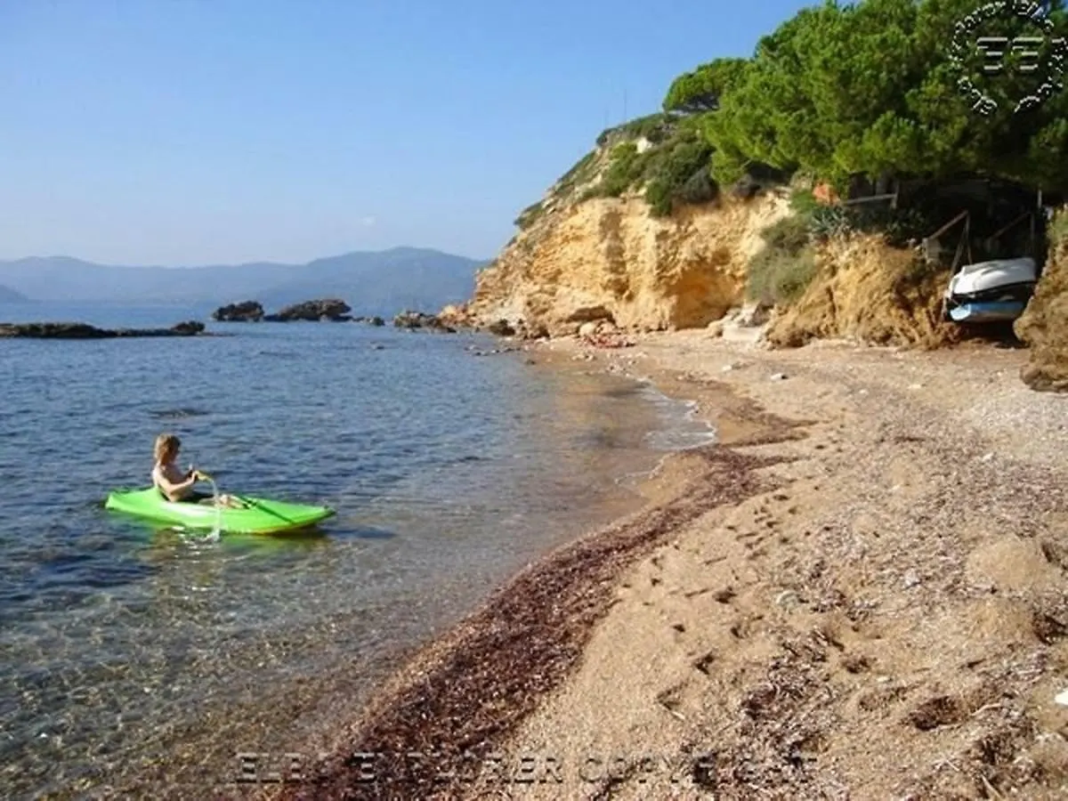 Holiday home Meraviglioso Villino Direttamente Sul Mare Con Posto Auto E Aria Condizionata! Villa Capoliveri